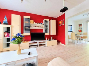 Große schöne Ferienwohnung mit Balkon, Garten, Grill